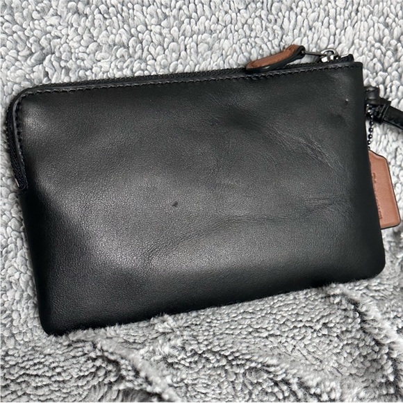 Coach Limited Edition Mickey Mouse Leather corner zip Wristlet in Box EUC - Picture 5 of 16